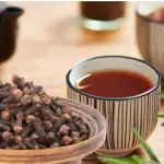 How to combine rosemary and clove tea for fertility: Emerging benefits of oil for hair growth