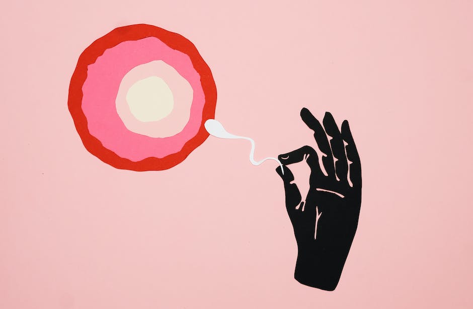 Can You Get Pregnant Without a Period? Facts to know 10 Illustration depicting the relationship between infertility and irregular periods, and various treatment options.