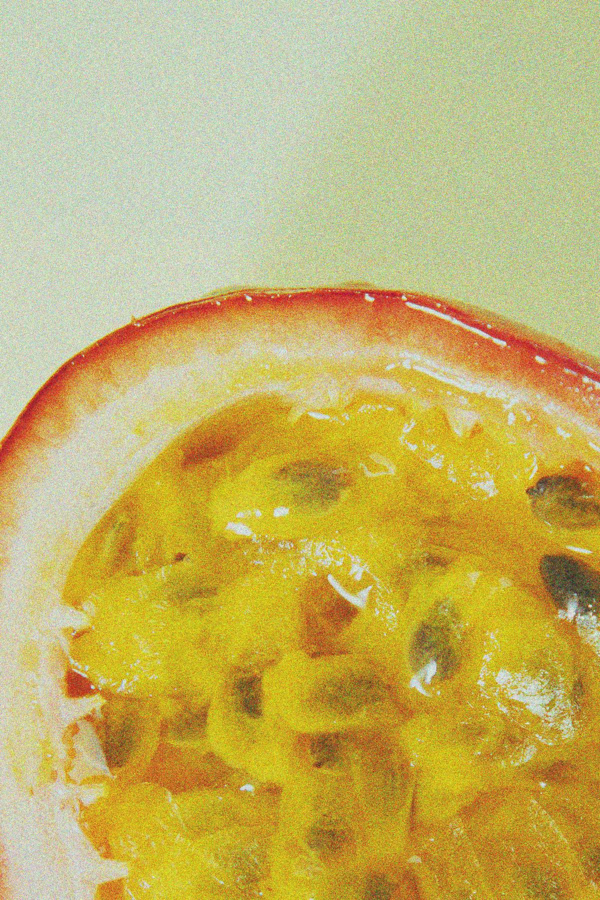 Passion fruit showing potassium and fiber content for cardiovascular health during pregnancy